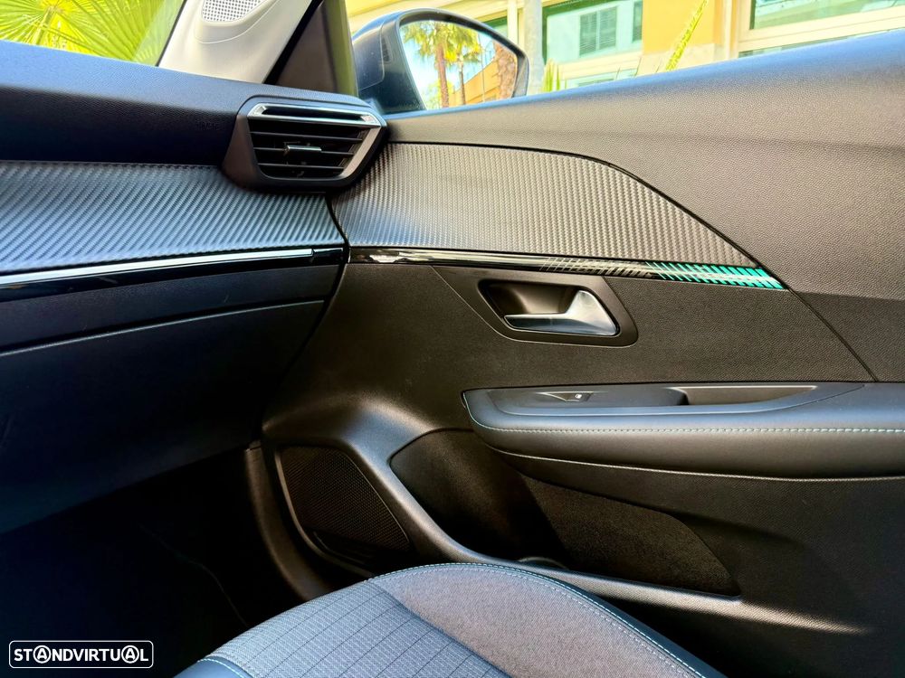 Peugeot 208 PureTech 100 Allure Pack - 20