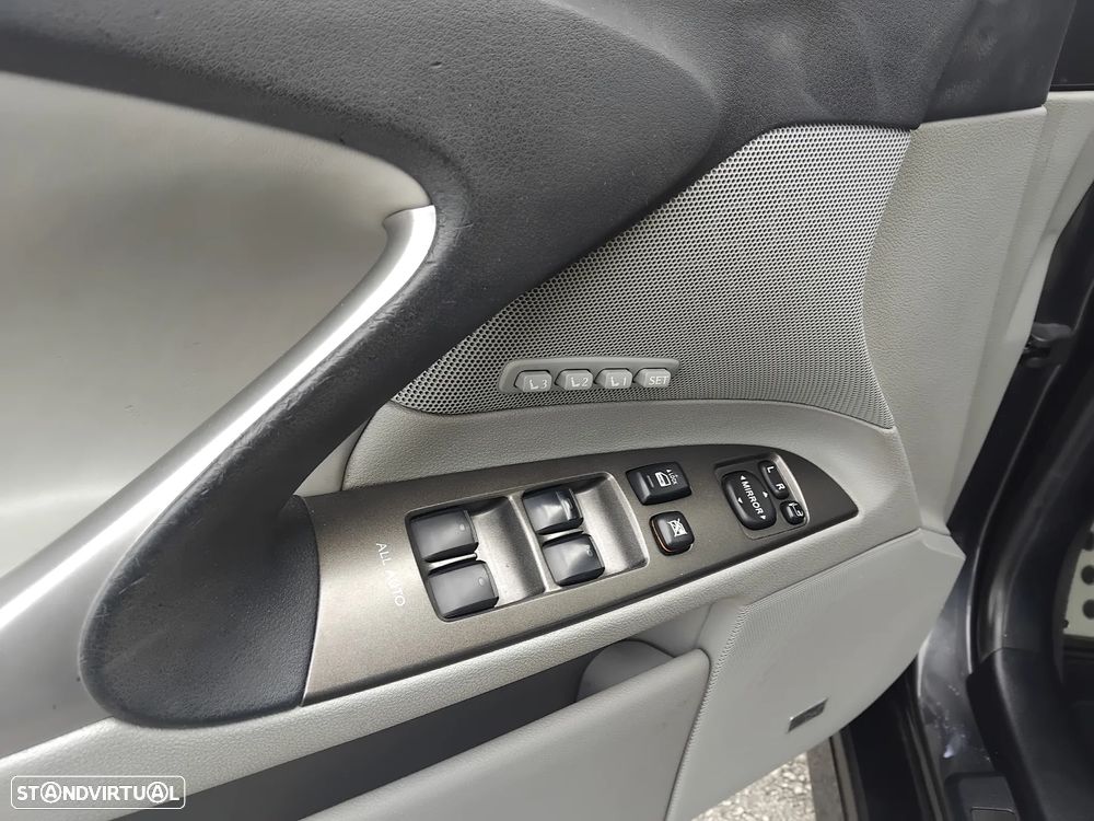 Lexus IS 220 d Sport 58 - 8