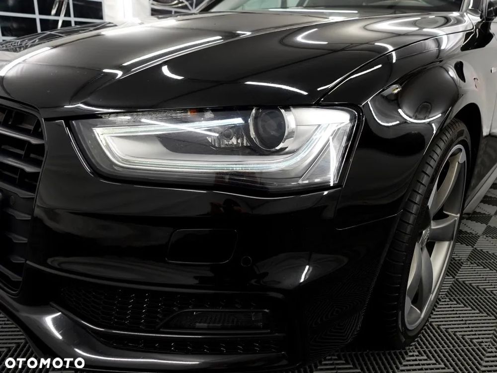 Audi A4 Avant 2.0 TDI Design S tronic - 24