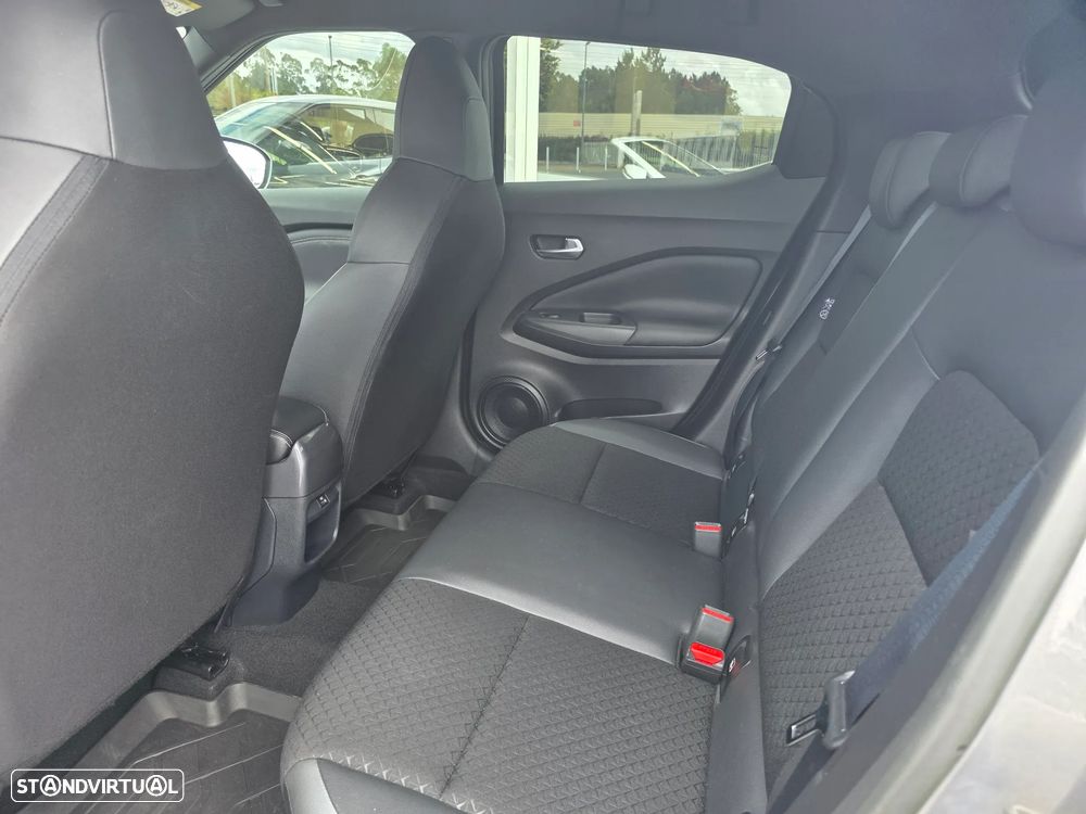 Nissan Juke 1.0 DIG-T N-Connecta NAV.+TwoTone NC DCT - 29