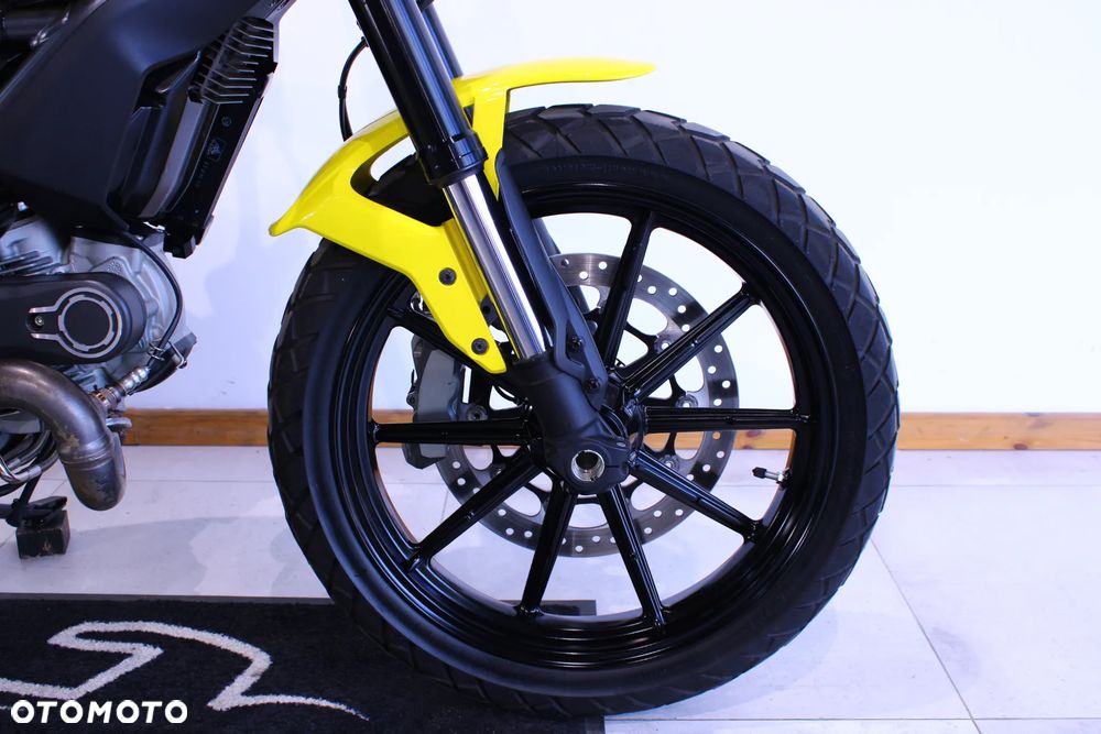 Ducati Scrambler - 29