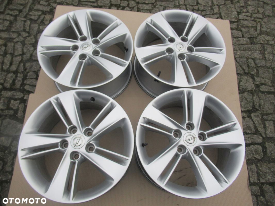ALUFELGI 17' 4szt OPEL INSIGNIA B,ANTARA,ASTRA J,ZAFIRA C, CAPTIVA,CRUZE - 1