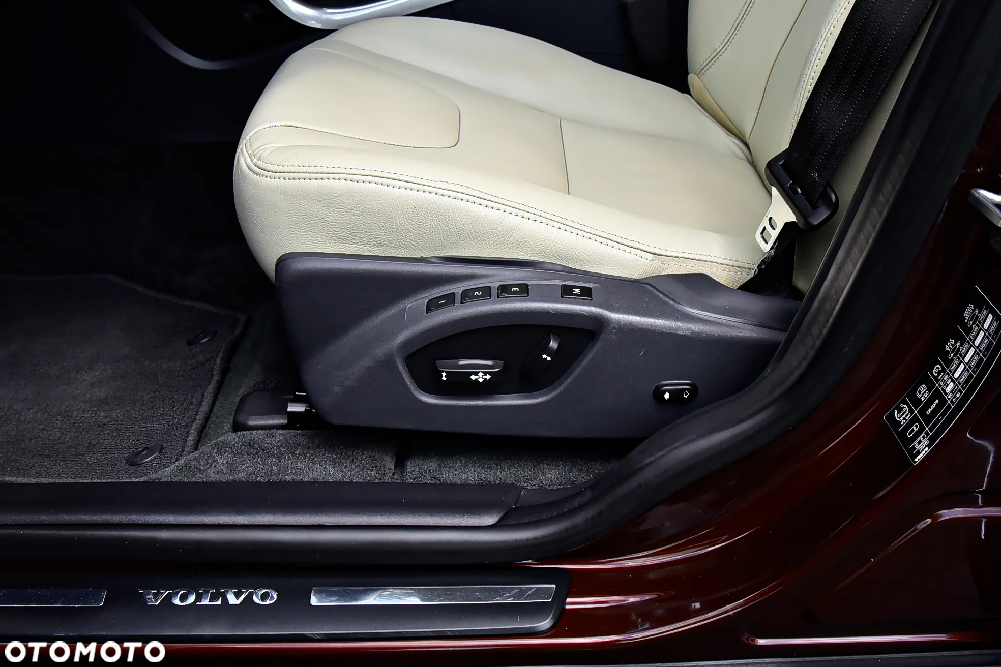 Volvo XC 60 D4 Geartronic Summum - 31