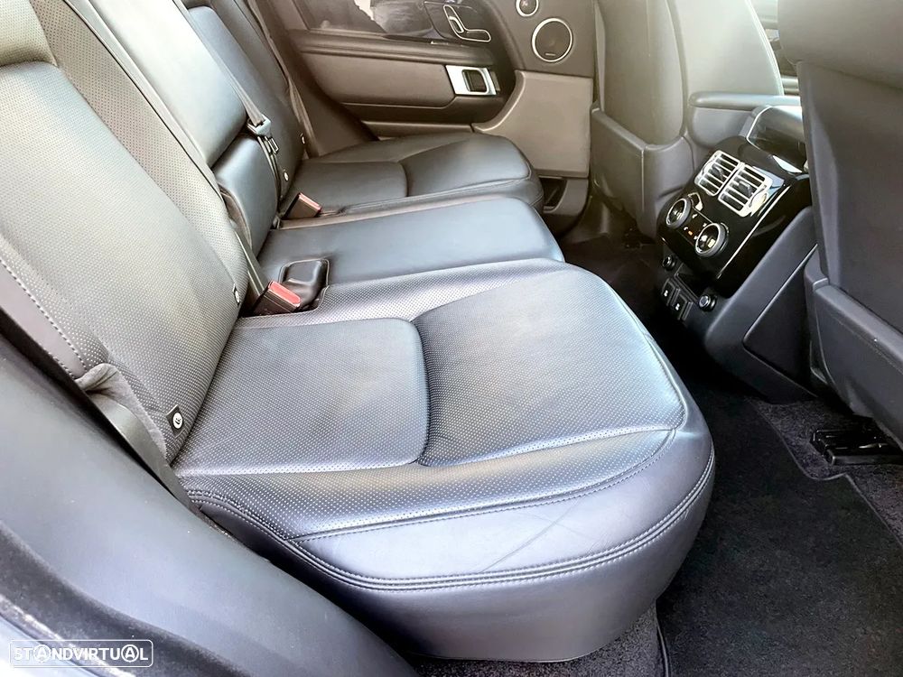 Land Rover Range Rover P400e Plug-in Vogue - 34