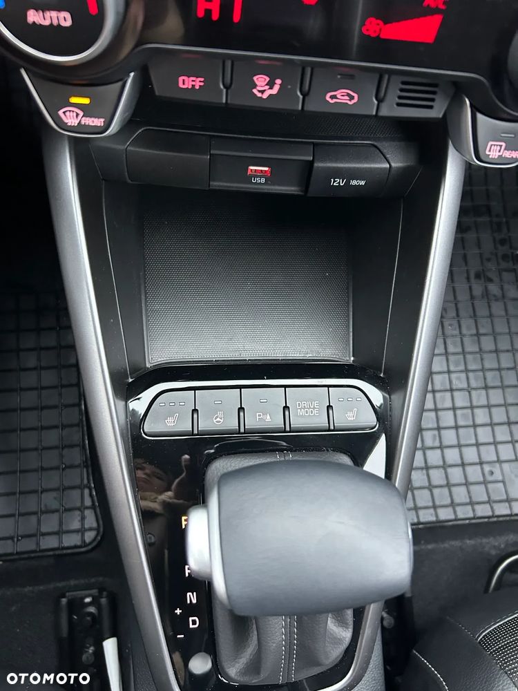 Kia Stonic 1.0 T-GDI GT Line DCT - 16