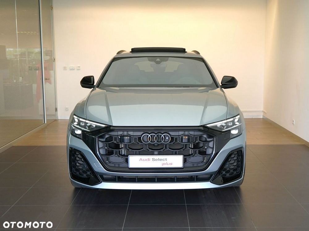 Audi Q8 - 7