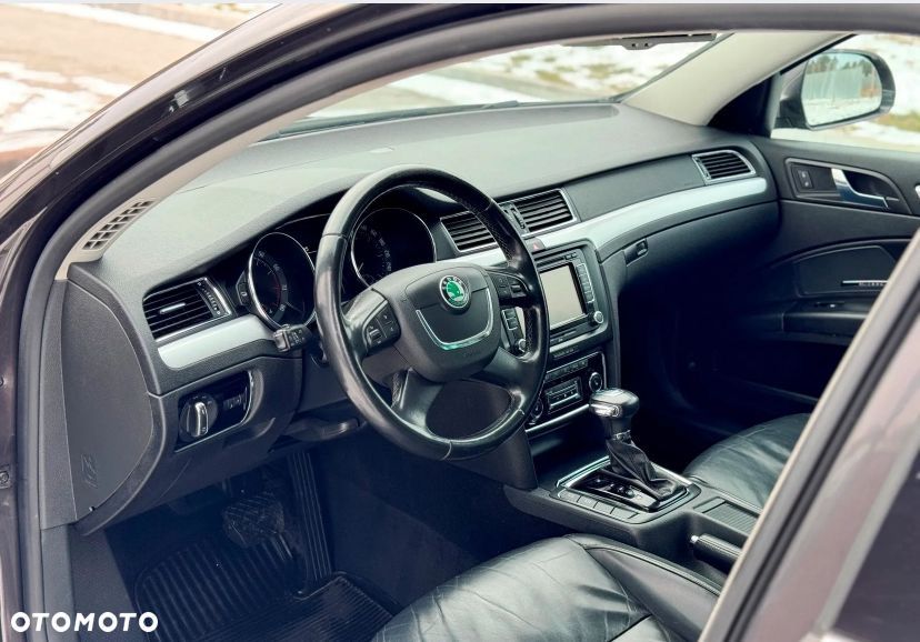 Skoda Superb 1.8 TSI Elegance DSG - 7