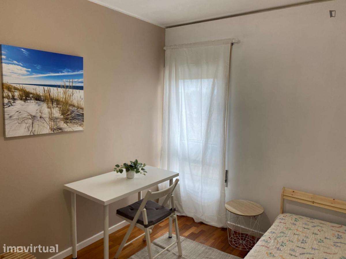 Quarto - localizado em Senhora da Hora Porto - Grande imagem: 5/28