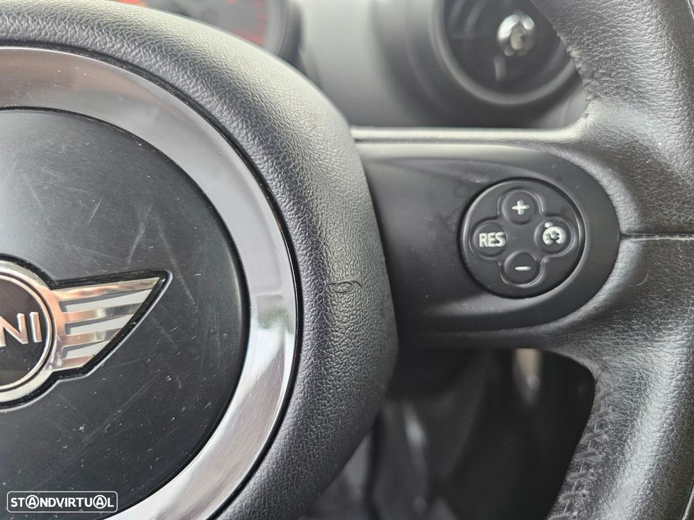 MINI Countryman Cooper D - 10