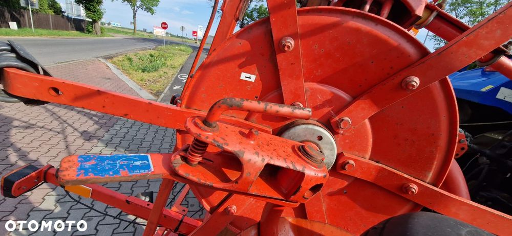 Kuhn GF 6502 6-cio karuzelowa 6,5M Pierwszy właściciel Jak nowa - 24