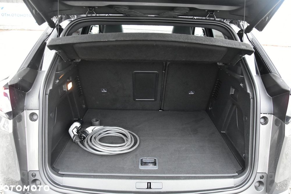 Peugeot 3008 1.6 PureTech HYbrid4 GT Line S&S EAT8 - 20