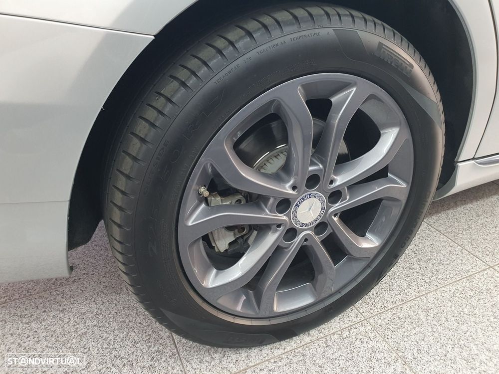 Mercedes-Benz C 300 h Avantgarde - 44