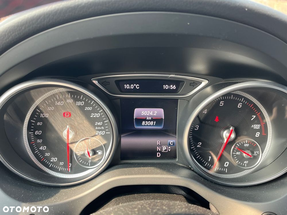 Mercedes-Benz CLA 200 7G-DCT AMG Line - 12