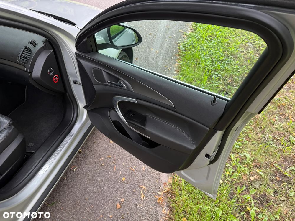 Opel Insignia 1.6 T Cosmo - 19