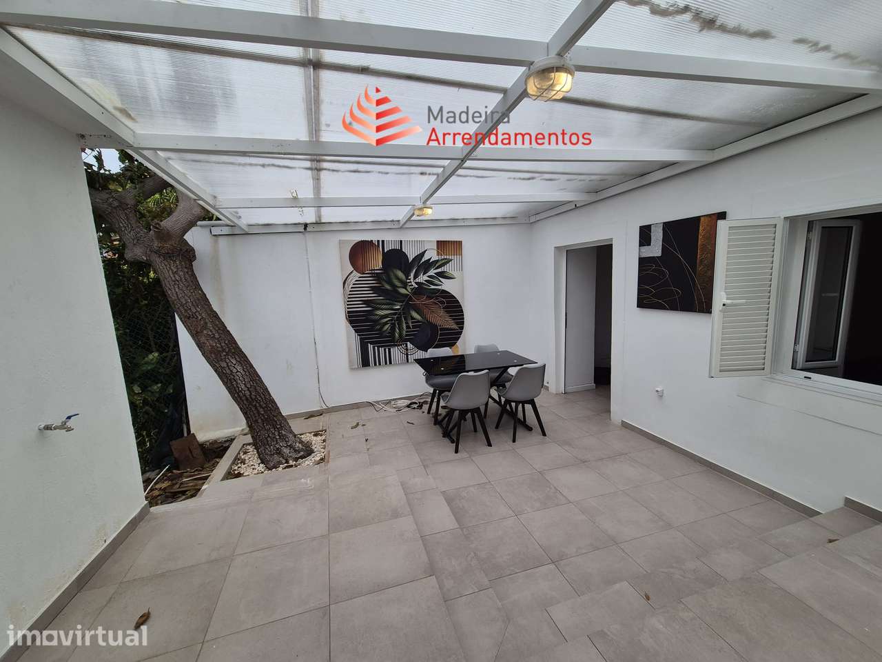 Moradia T2 +1 em Santo António - Grande imagem: 4/27