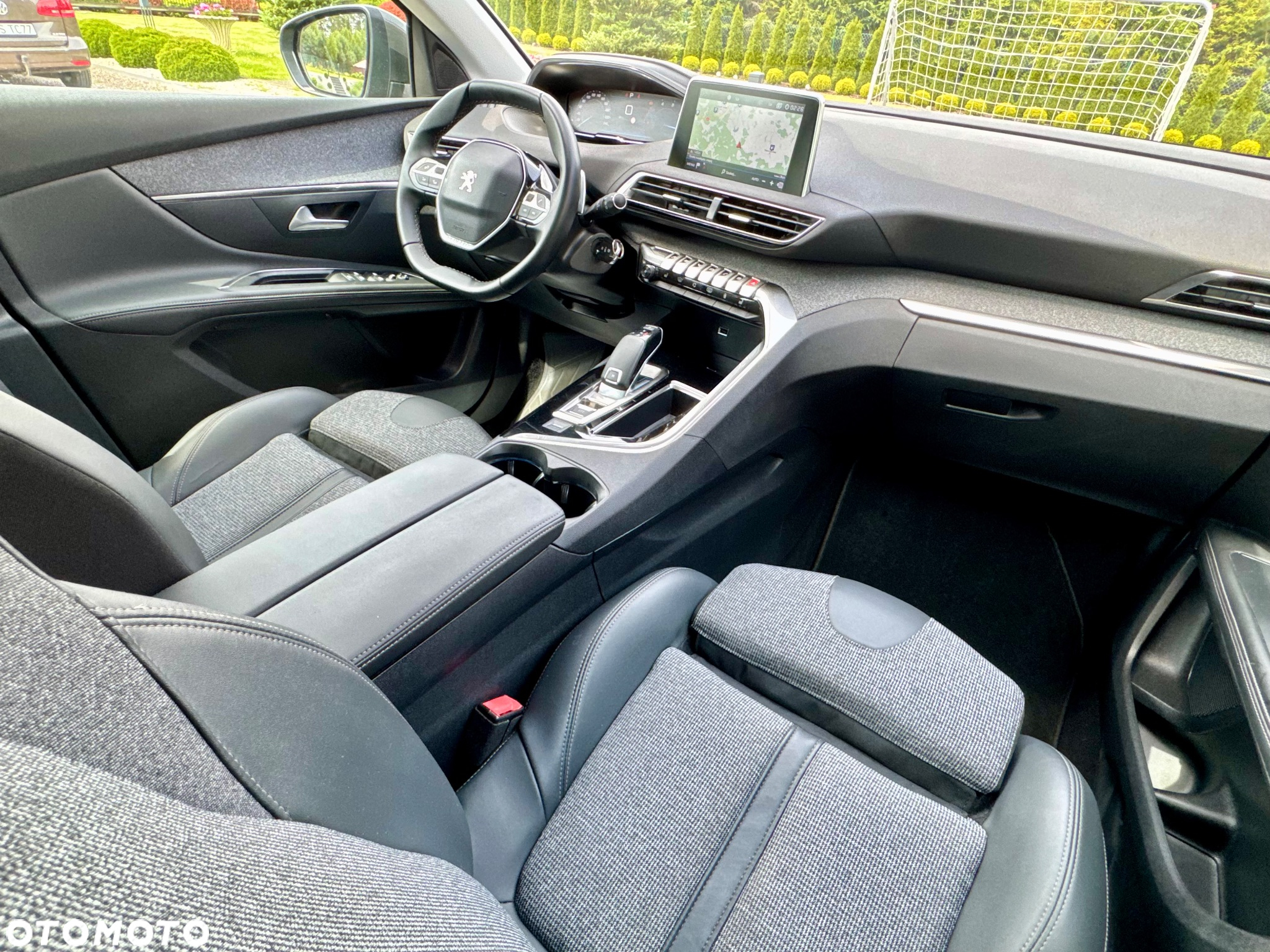 Peugeot 5008 1.5 BlueHDi Allure S&S EAT8 - 25