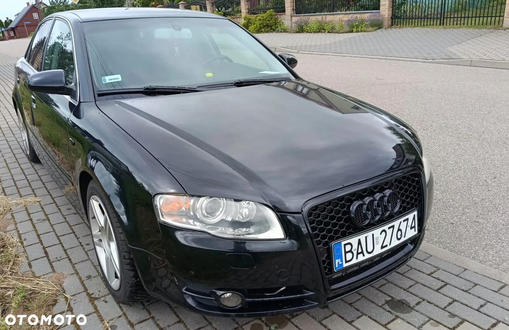 Audi A4 Limousine 2.0 T FSI quattro - 1
