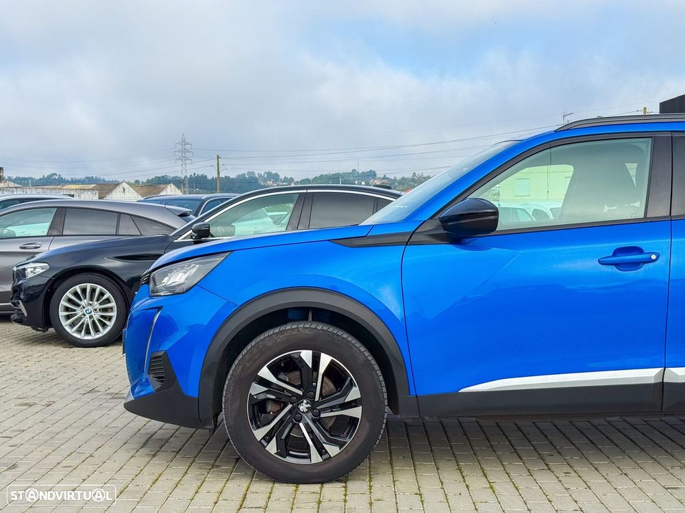 Peugeot 2008 1.2 PureTech Allure Pack - 4