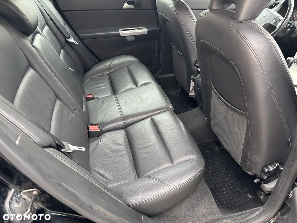 Volvo V50 DPF DRIVe Summum - 19