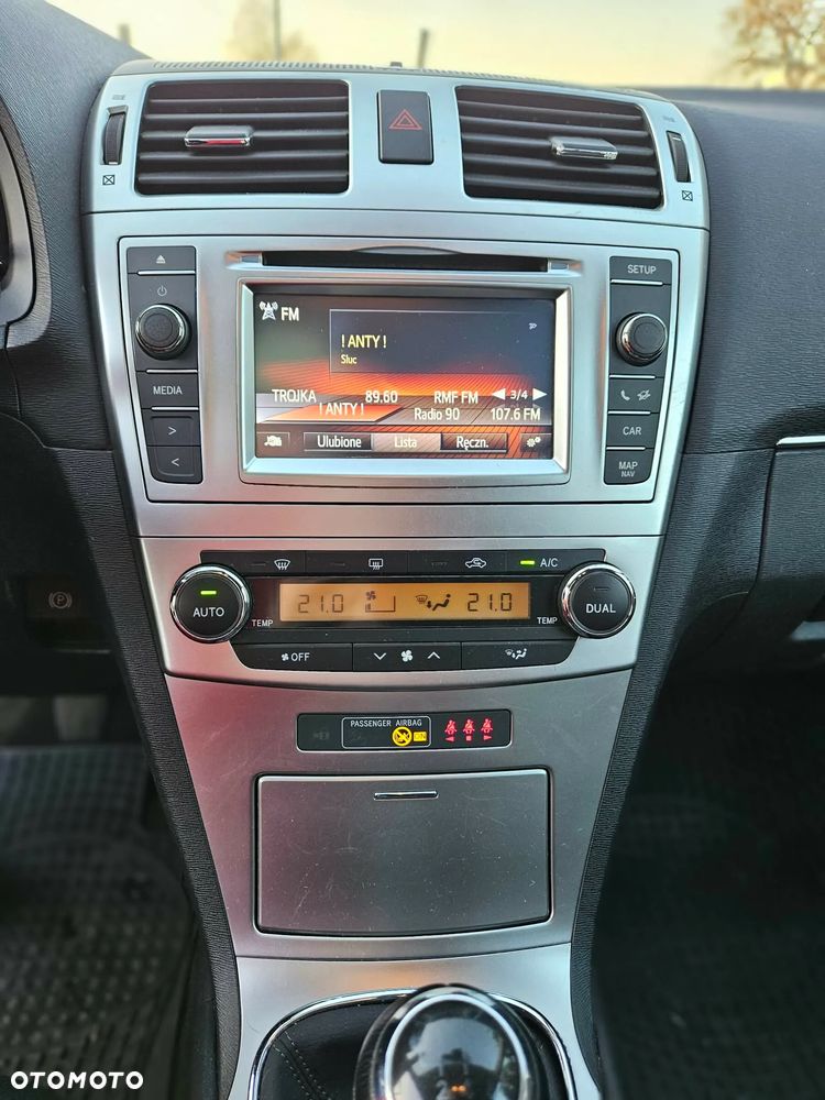 Toyota Avensis 2.0 D-4D Active - 14