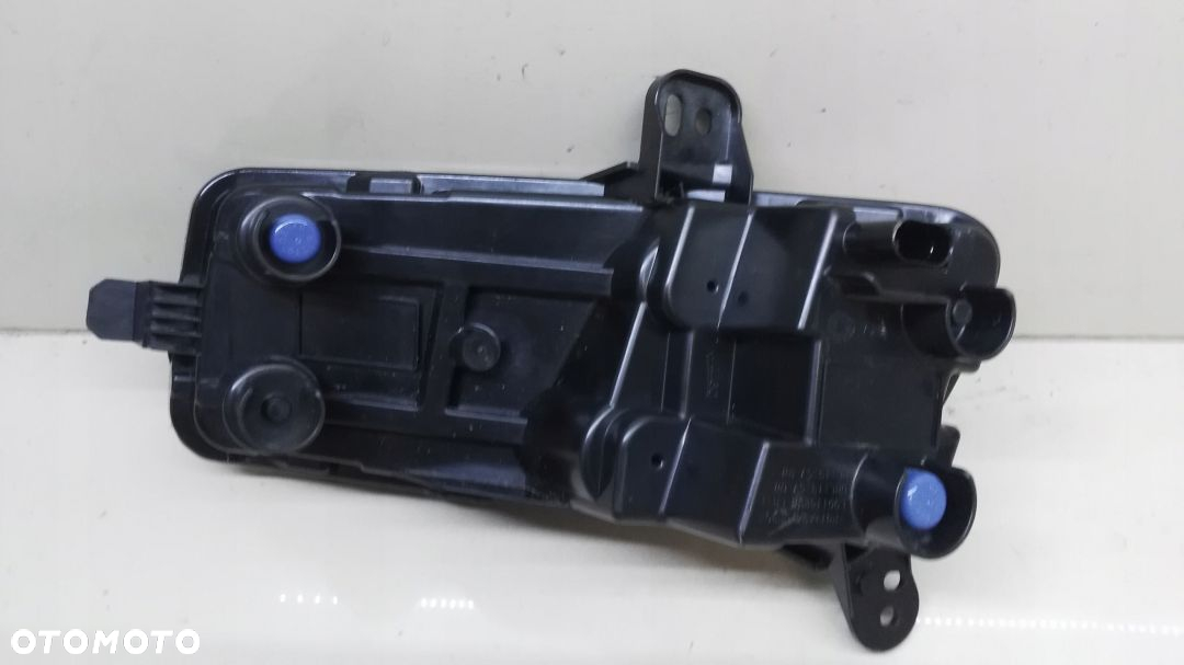 VW POLO VI 2G0 18- HALOGEN LEWY LUB PRAWY LED DLR - 2