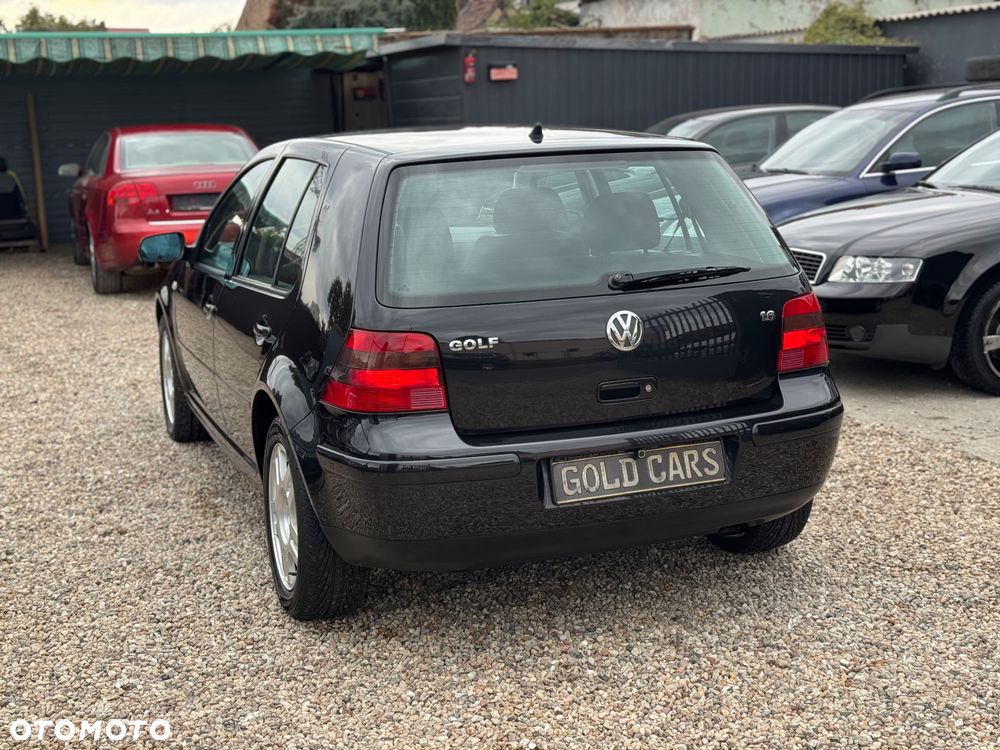 Volkswagen Golf 1.6 Edition - 13