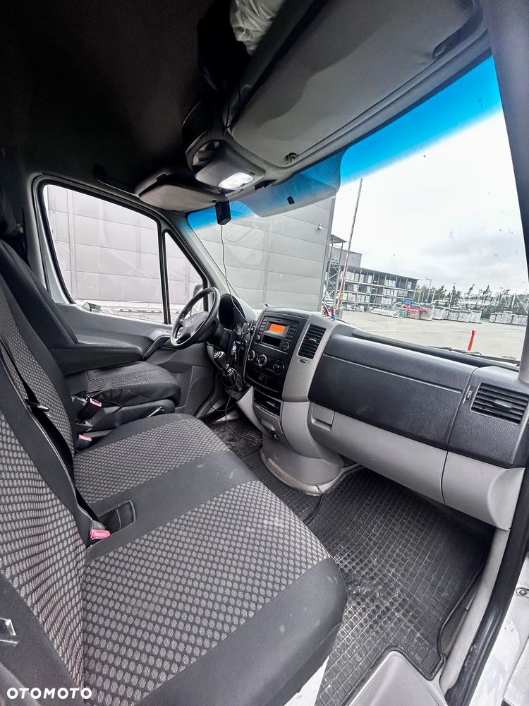 Mercedes-Benz SPRINTER - 6