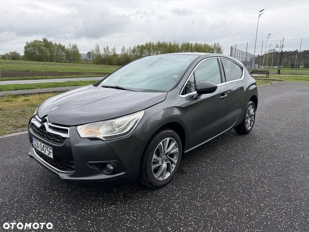 Citroën DS4 e-HDi 115 ETG6 SoChic - 4