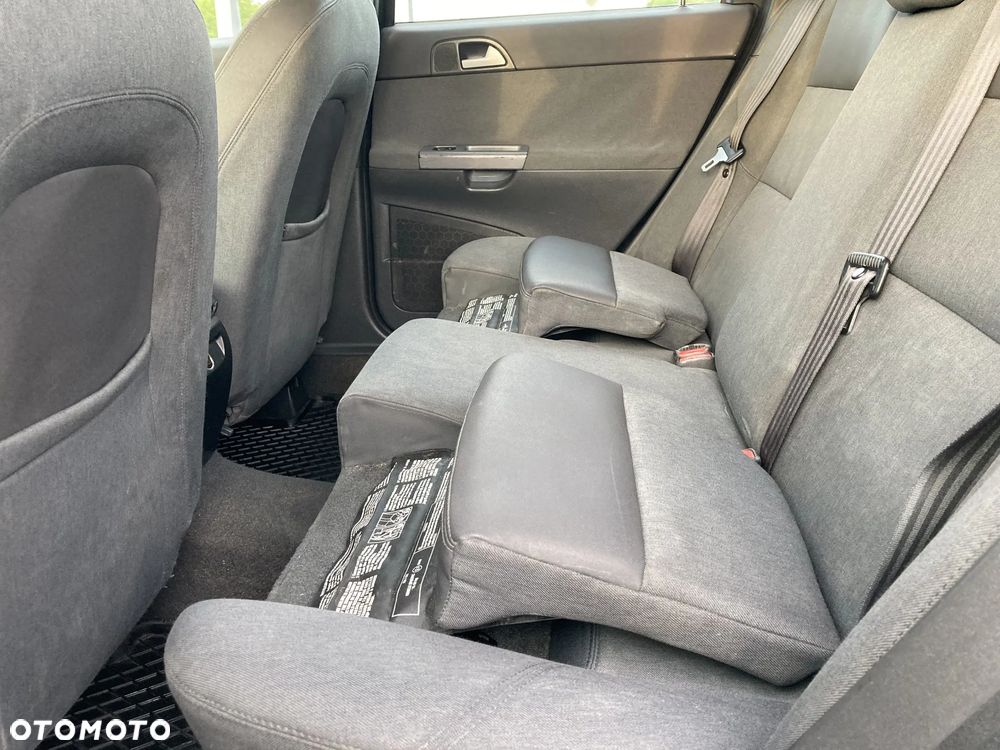 Volvo V50 1.8 - 13