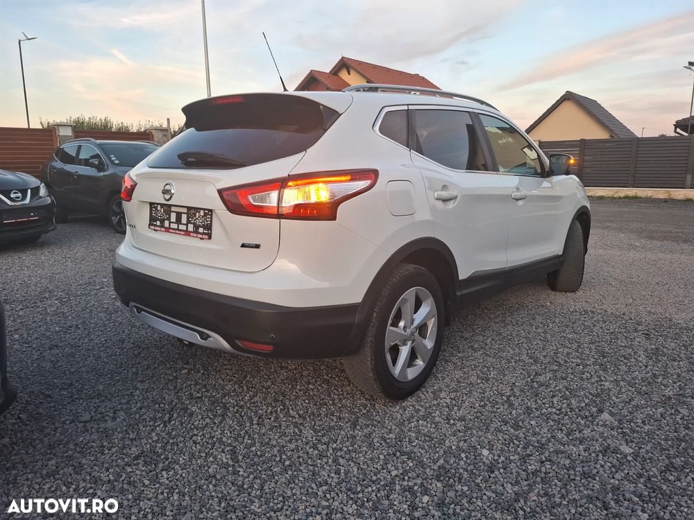 Nissan Qashqai 1.5 DCI Start/Stop Tekna - 16