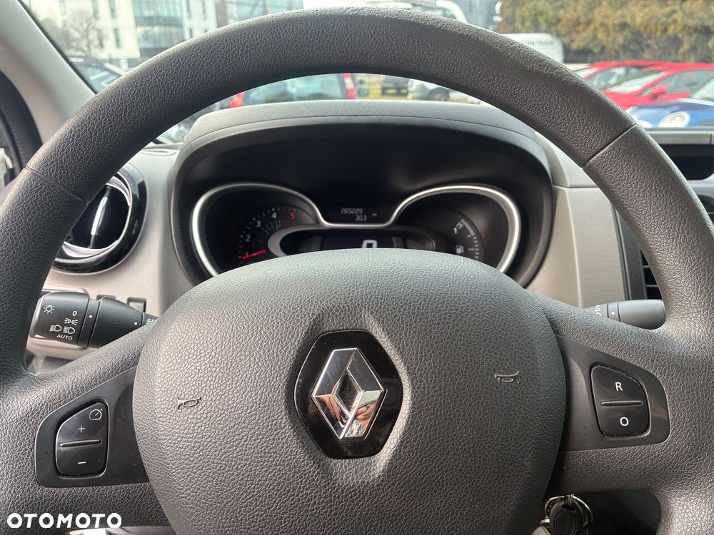 Renault TRAFIC - 19