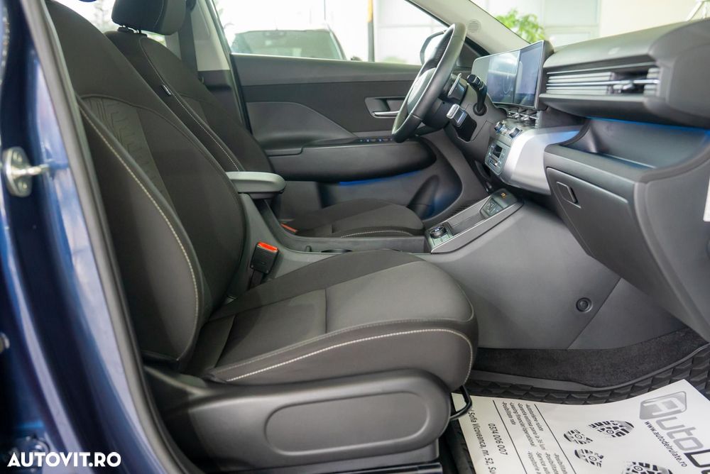 Hyundai KONA - 14