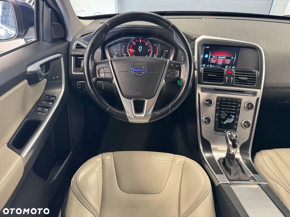 Volvo XC 60 D4 Drive-E Ocean Race - 14