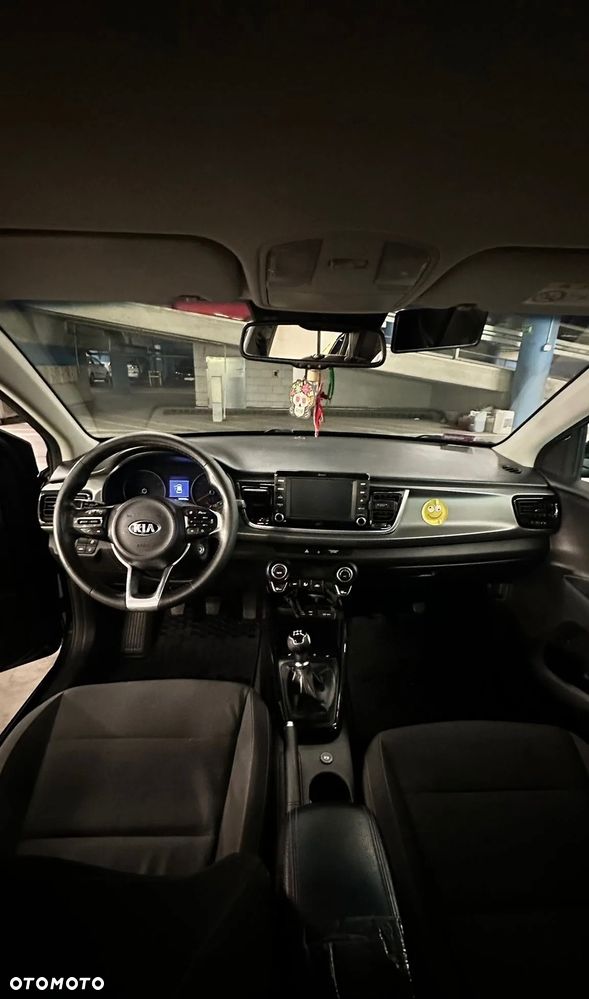 Kia Rio - 5