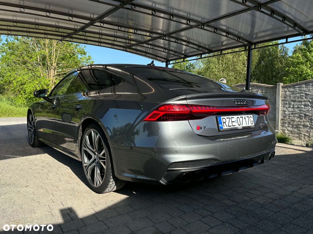 Audi A7 Sportback - 8