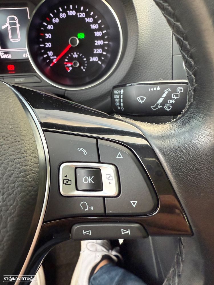 VW Polo 1.4 TDi Confortline Nav DSG - 19