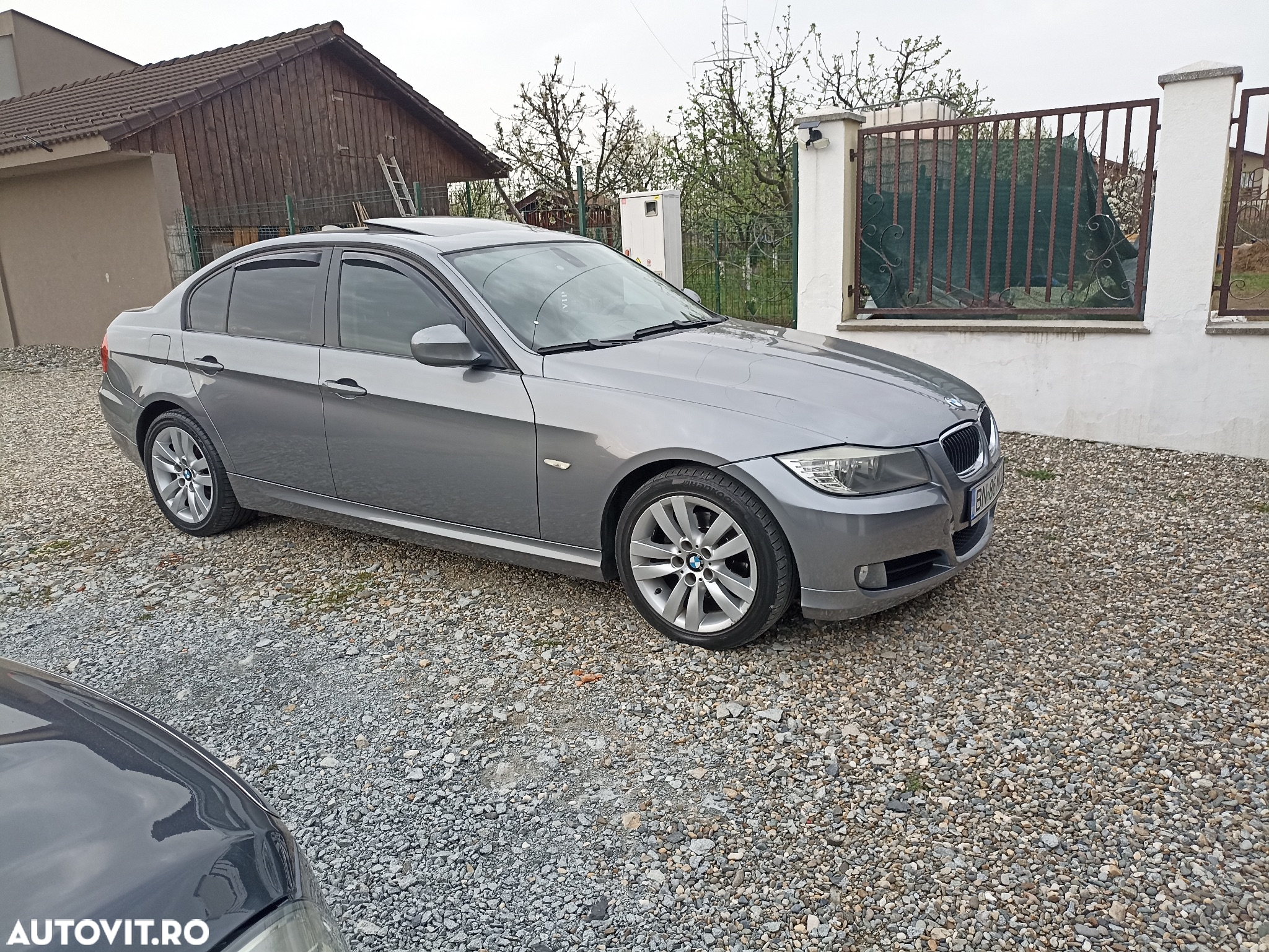 BMW Seria 3 ver-318d - 18