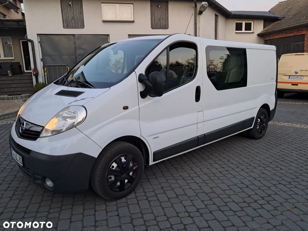 Opel VIVARO - 1