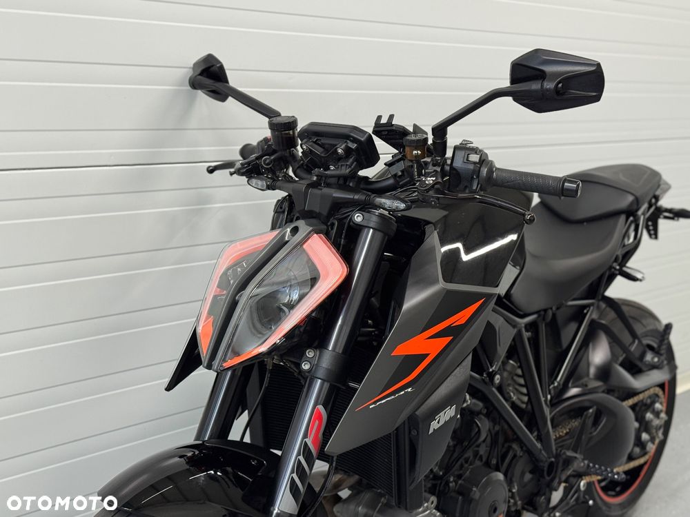 KTM Super Duke - 22