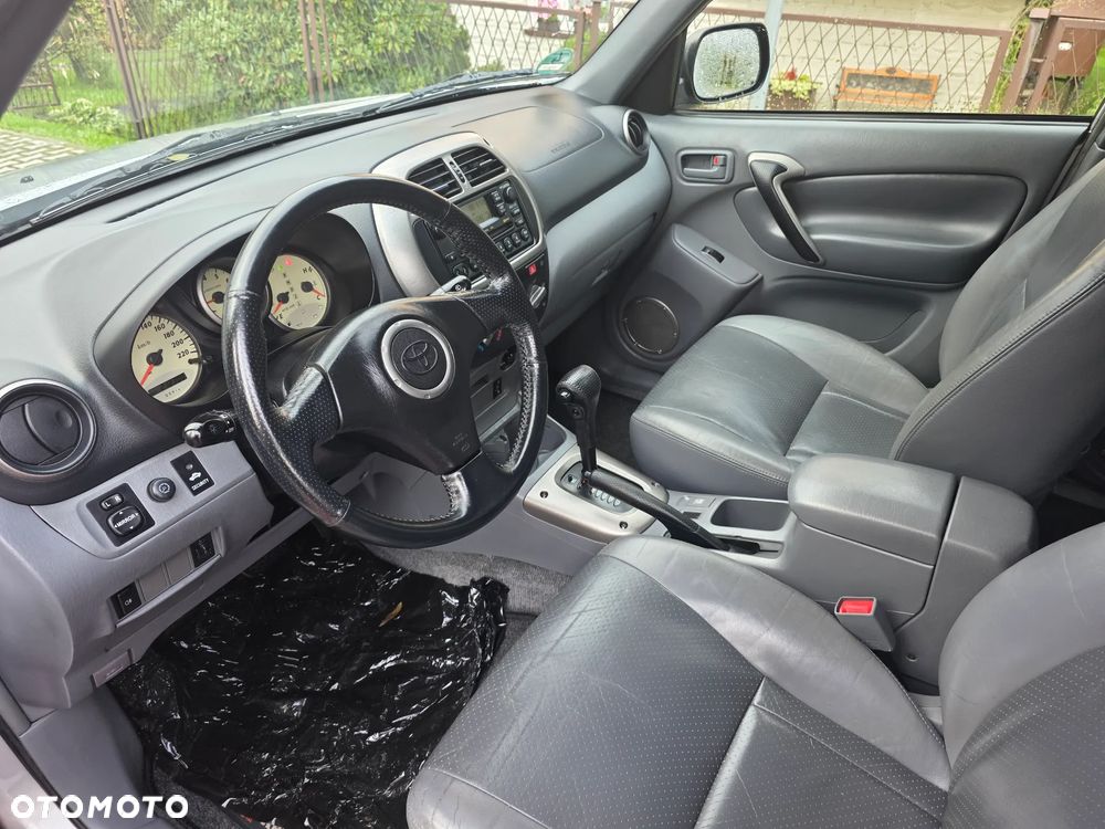 Toyota RAV4 2.0 VVT-i Prestige - 7