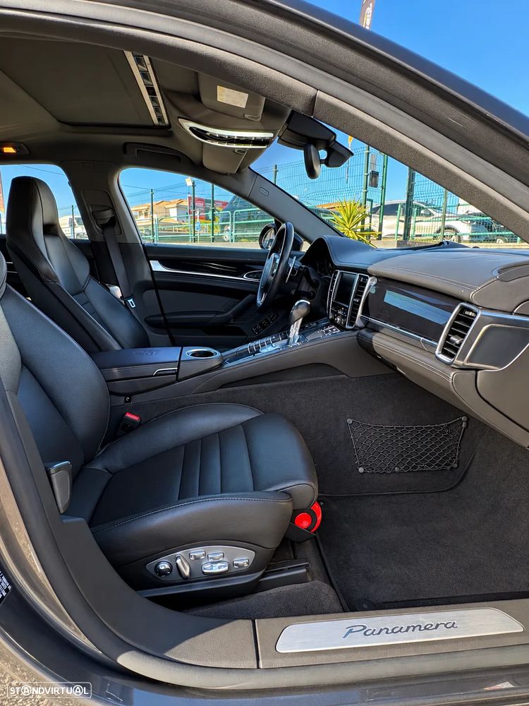 Porsche Panamera 3.0 V6 - 13