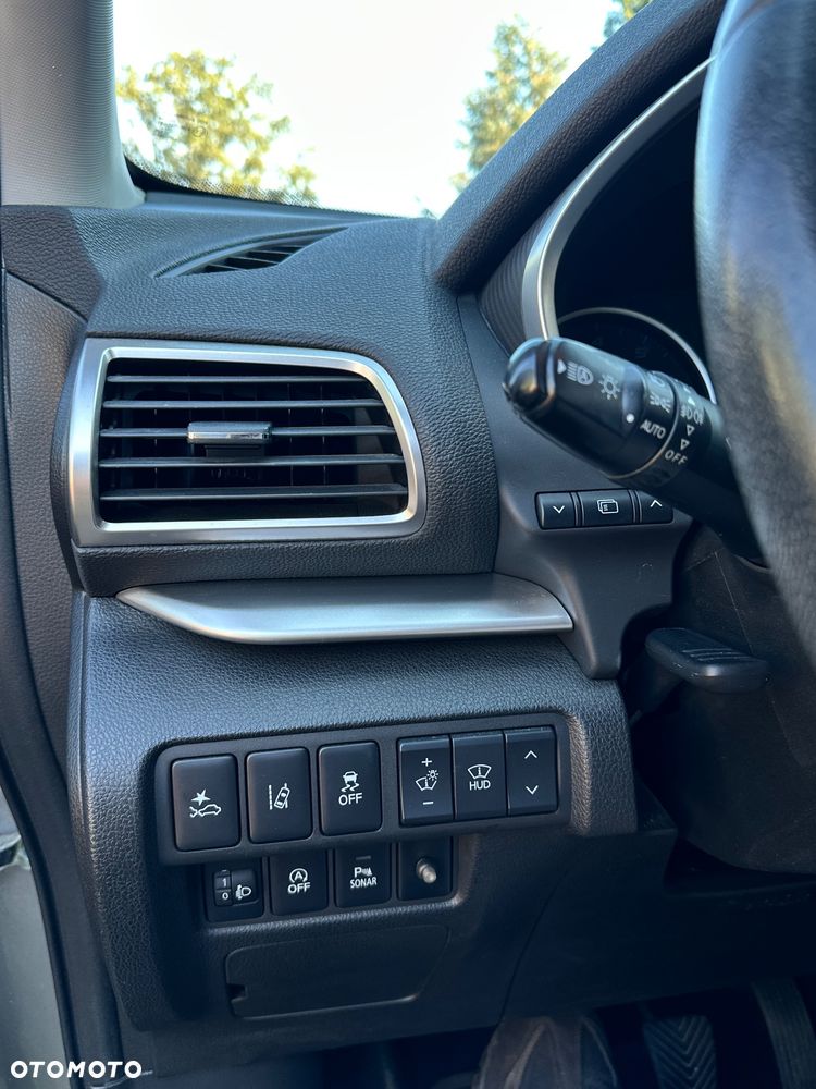 Mitsubishi Eclipse Cross 1.5 T GPF Intense - 17