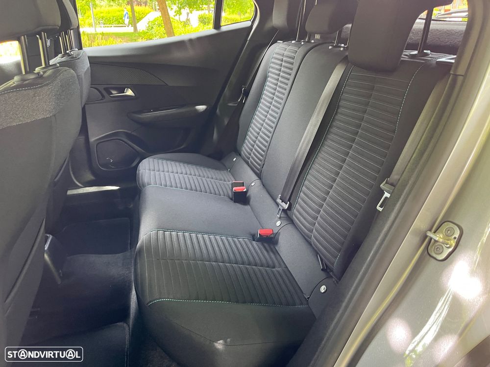 Peugeot 2008 1.2 PureTech Active Pack - 20
