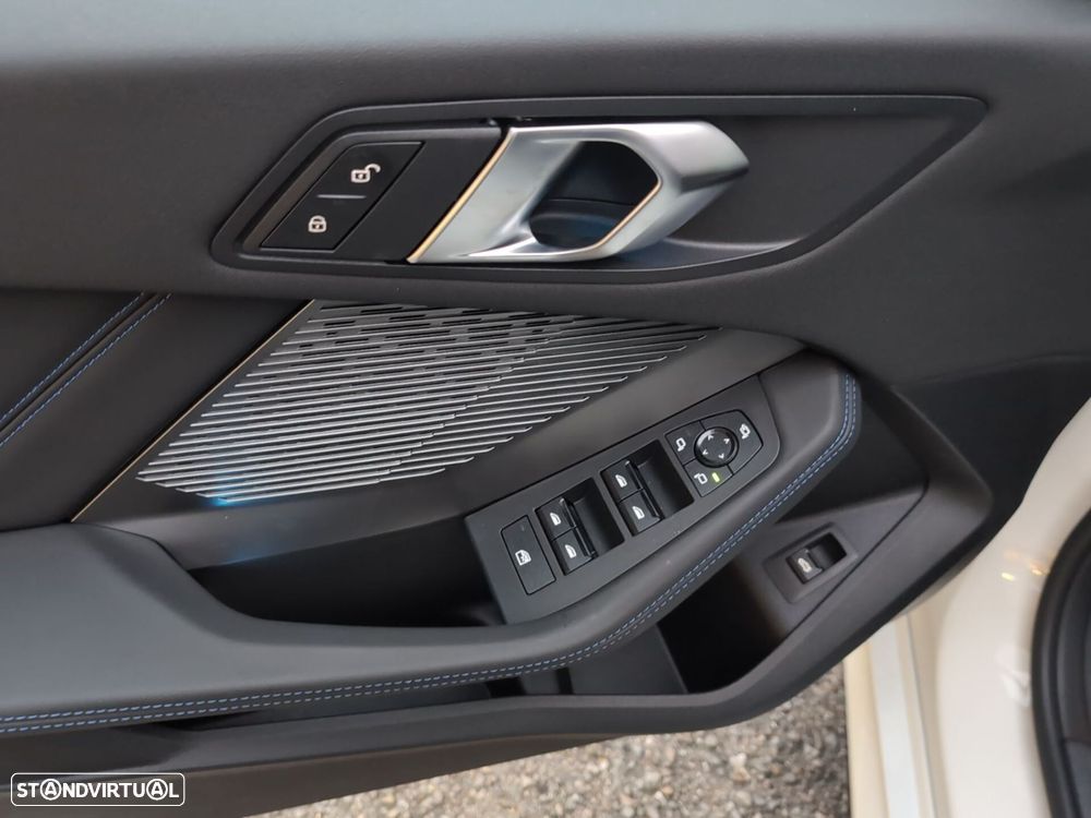 BMW 120 Pack Desportivo M - 14