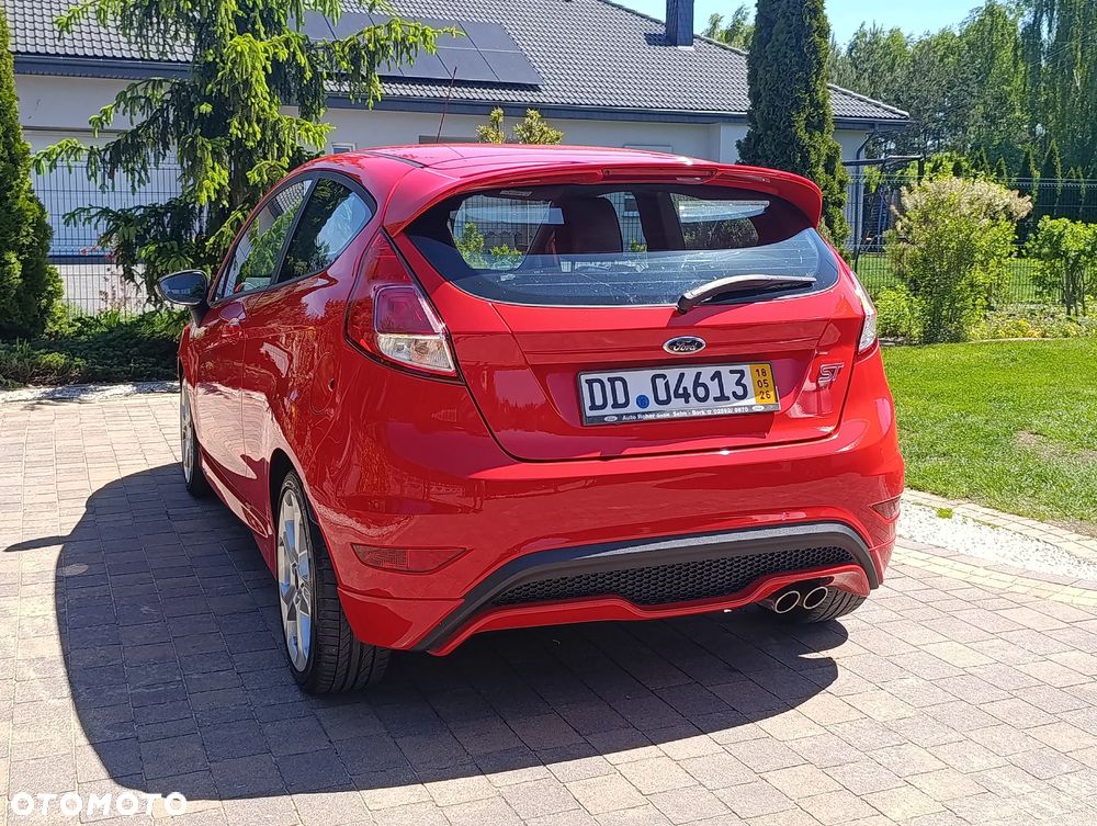 Ford Fiesta ST - 9