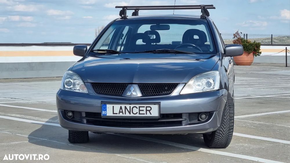 Mitsubishi Lancer 1.6 Invite - 1