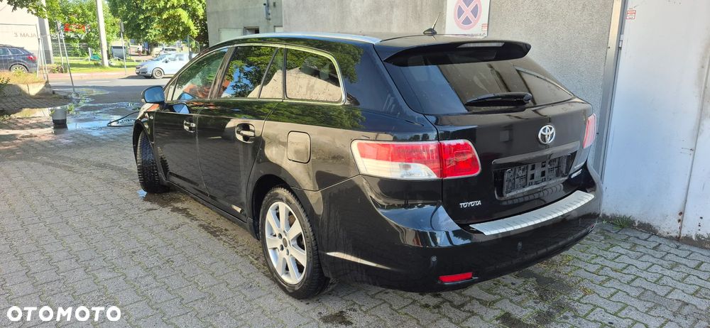 Toyota Avensis 2.2 D-CAT Sol - 5
