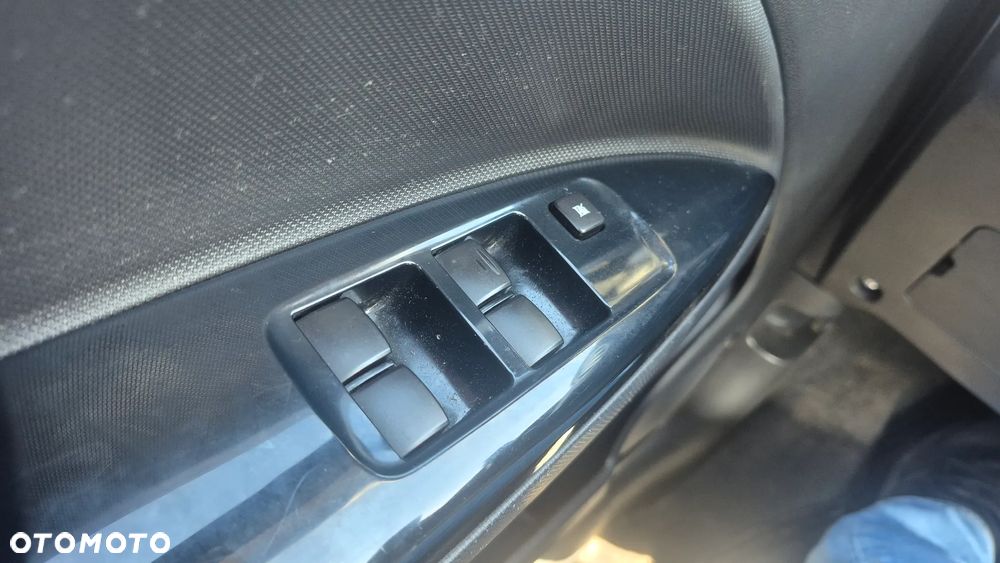 Mitsubishi Space Star 1.2 Intense - 24