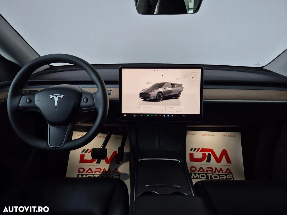Tesla Model Y Long Range Dual Motor AWD - 11