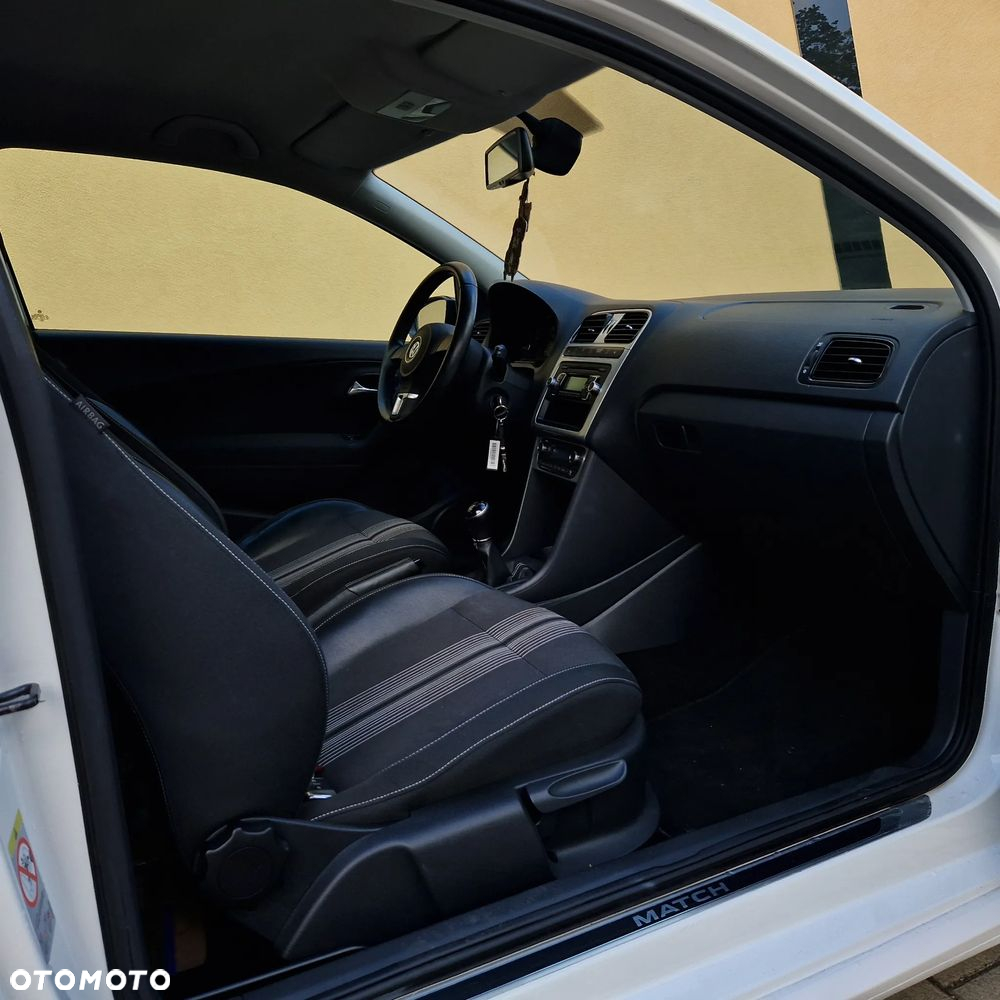 Volkswagen Polo 1.6 TDI MATCH - 16